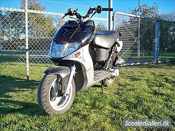 Kymco super 9 projekt (SOLGT) billede 2