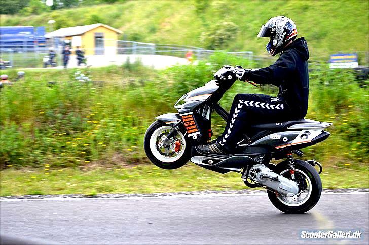 Yamaha Jog RR DD BE70 billede 15