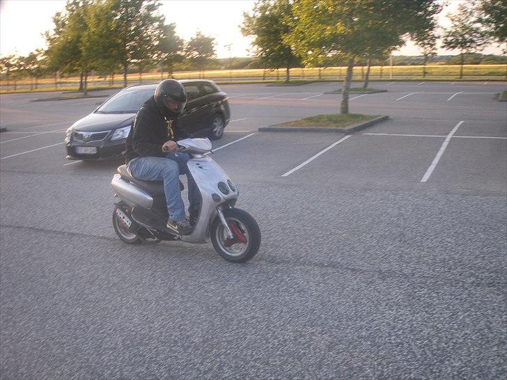 Yamaha Neos billede 4