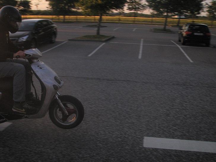 Yamaha Neos billede 8