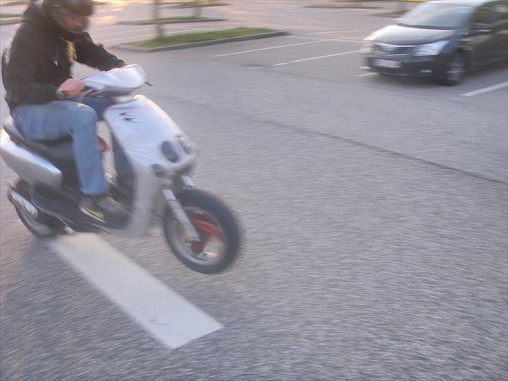 Yamaha Neos billede 10