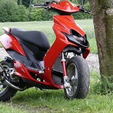 Yamaha jog r med aerox blok 