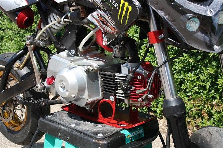 Shineray Supermotard Custom Topstar - Efter prøvemontering af forlygte, potte og skærme billede 6