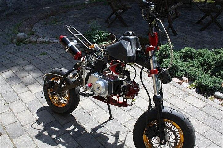 Shineray Supermotard Custom Topstar - efter prøvemontering af udstødningspot billede 14