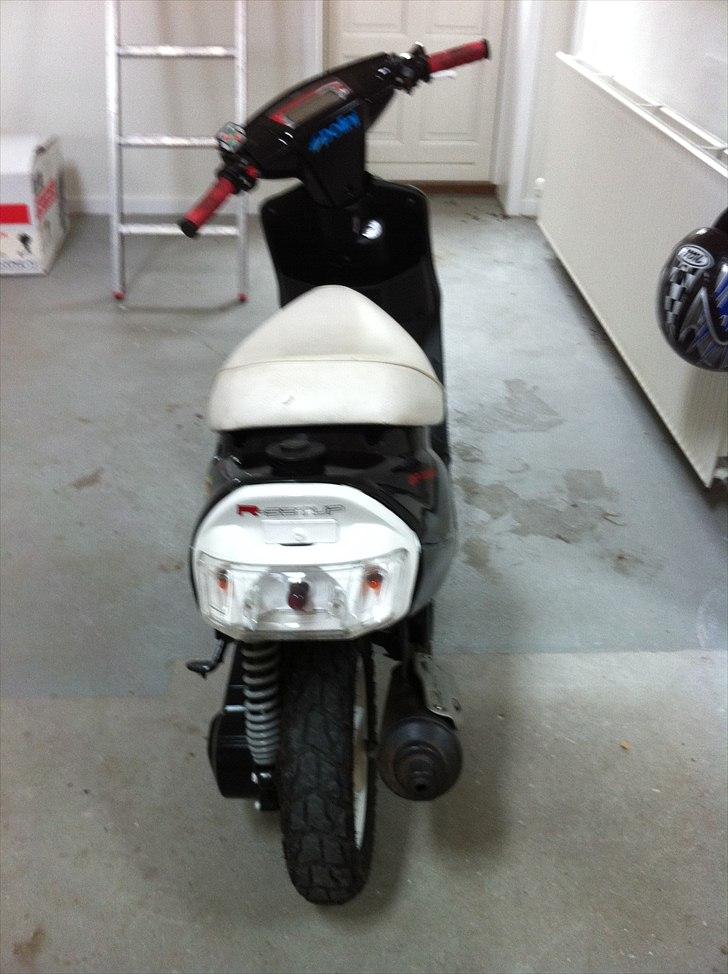 Yamaha jog as FØR billede 3