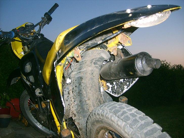 Suzuki RMX (SOLGT) billede 2