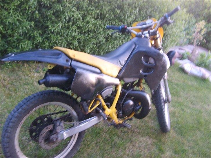 Suzuki RMX (SOLGT) billede 9