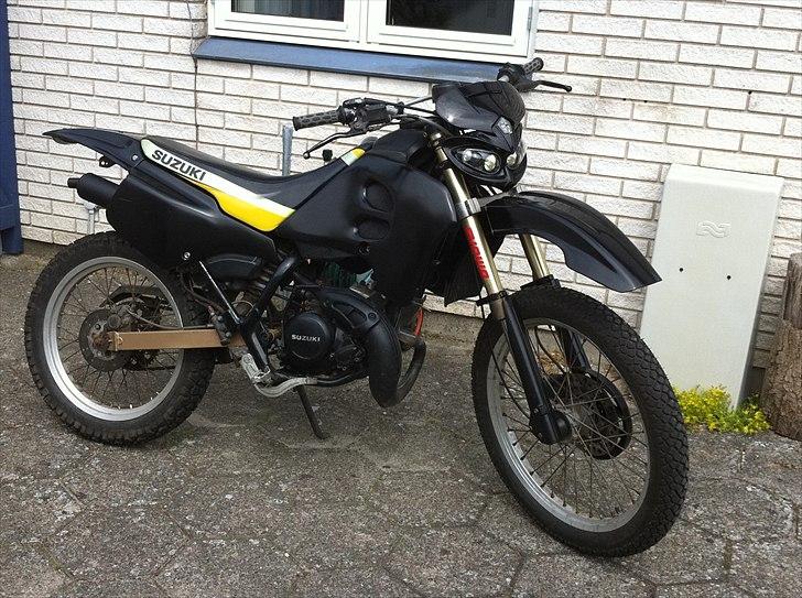 Suzuki rmx billede 1