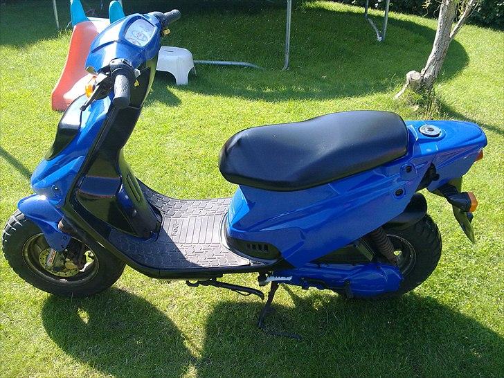 PGO hot 50 SOLGT billede 2