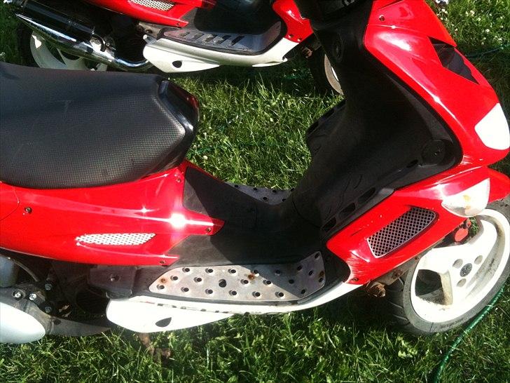 Peugeot Speedfight 2 (Solgt) billede 9