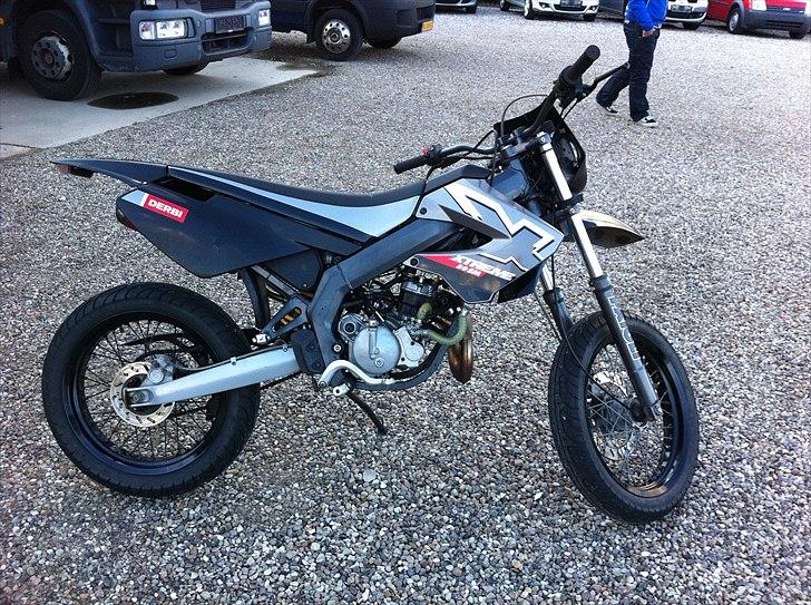 Derbi senda  Xtrem    SOLGT billede 2