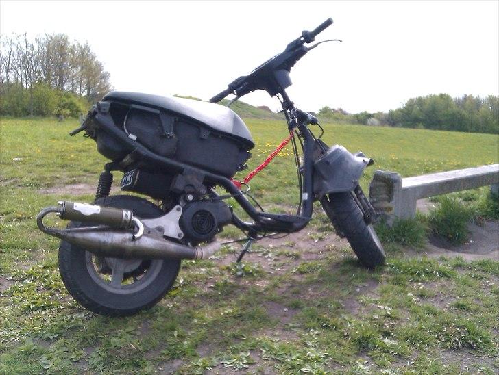 Aprilia sonic R-Setup Racing lc. byttet til jog og hot. billede 4