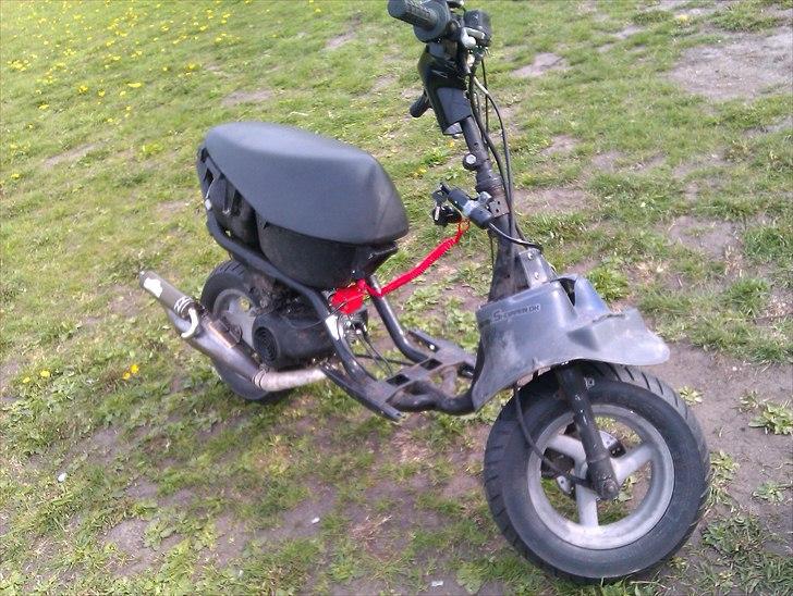 Aprilia sonic R-Setup Racing lc. byttet til jog og hot. billede 3