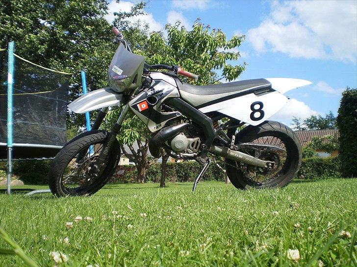 Derbi senda billede 1