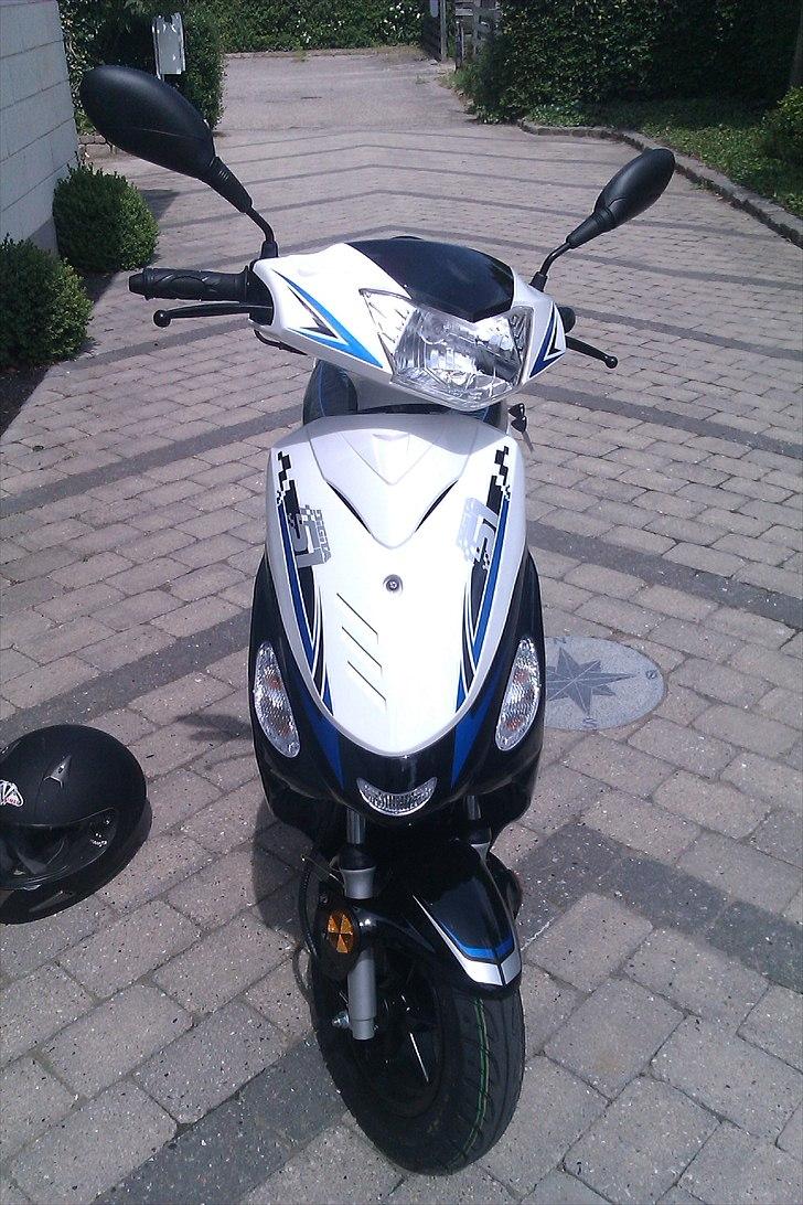 VGA digita solgt billede 2