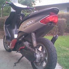 Yamaha Jog r (helvedsmaskine)