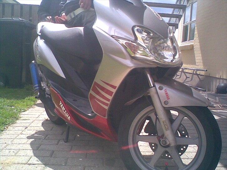 Yamaha Jog r (helvedsmaskine) billede 9