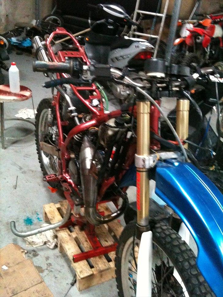 Suzuki RMX - det nye stel :D billede 8