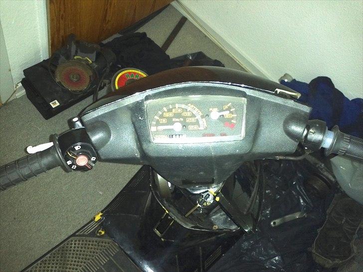 Yamaha jog fs (SOLGT) billede 11