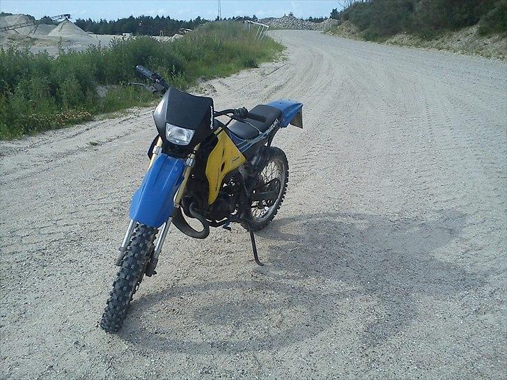 Suzuki rmx billede 1