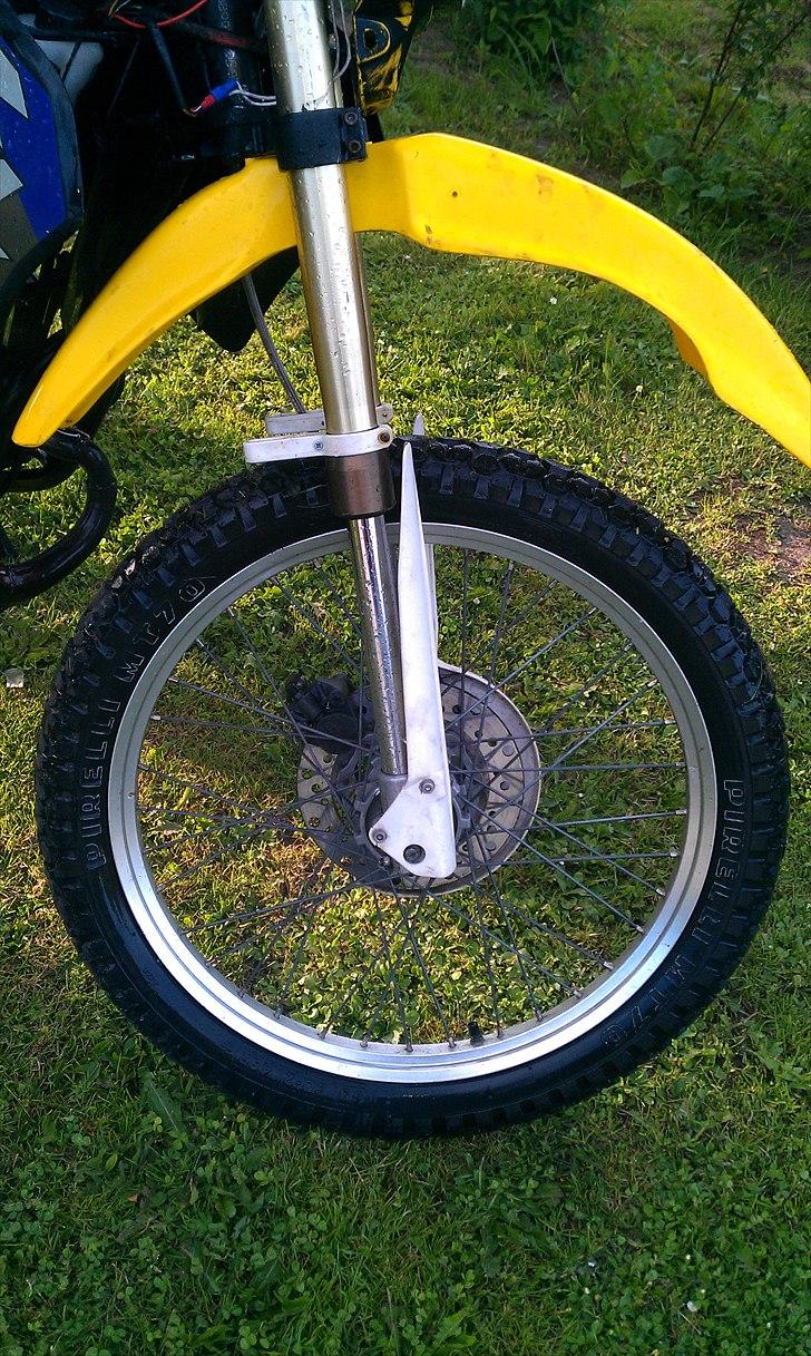 Suzuki RMX billede 3