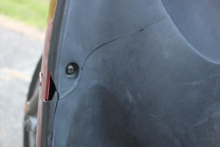 Yamaha Neos  - Skaderne på skjoldene 
 billede 15