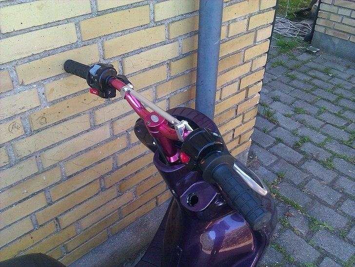 Yamaha Jog Space billede 3