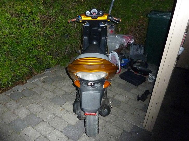 Peugeot speedfight 2(byttet med rmx) billede 3