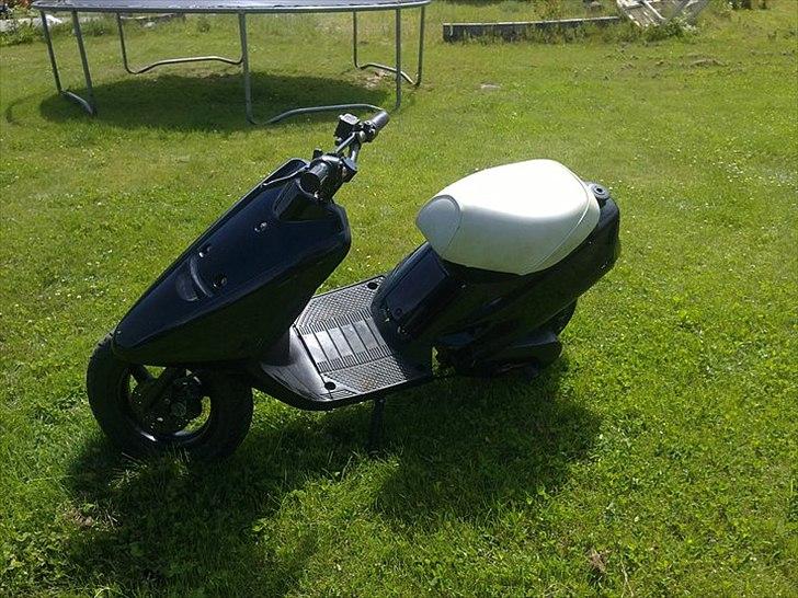 Yamaha jog as baneracer. byttet billede 1