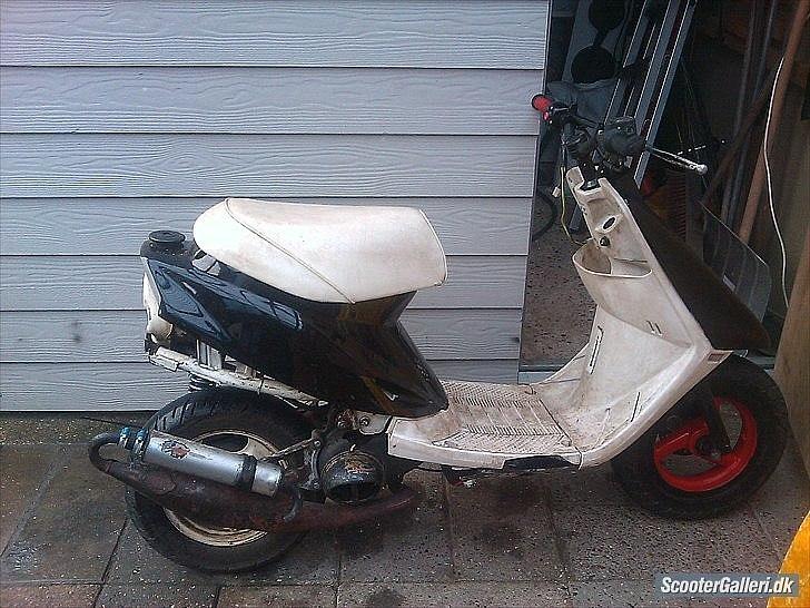 Yamaha jog as baneracer. byttet billede 3