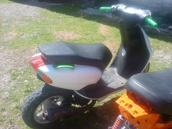 Yamaha neos billede 5