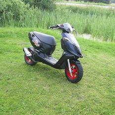 Aprilia sonic til salg byd 