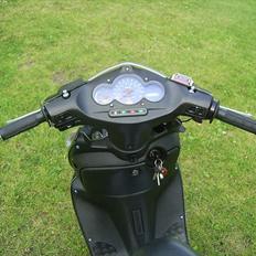 Aprilia sonic til salg byd 