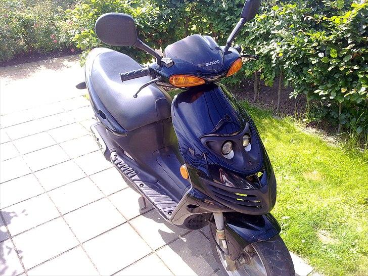 Suzuki Katana AY 50 billede 1