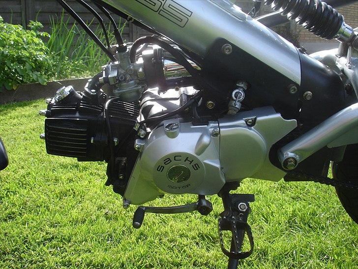 Sachs Madass billede 6