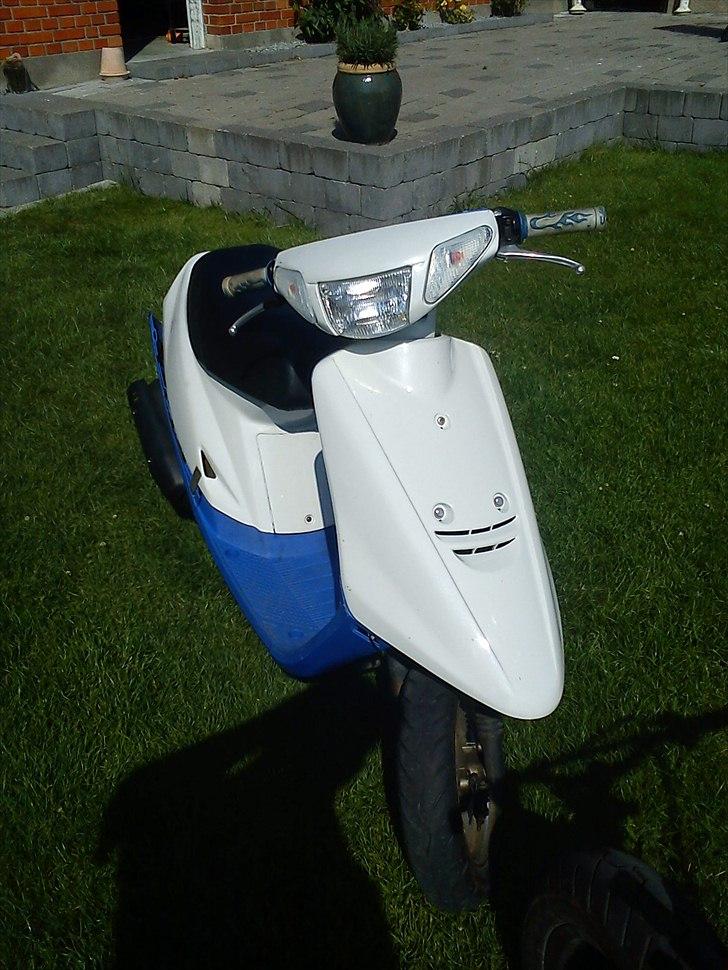 Yamaha jog as solgt billede 3