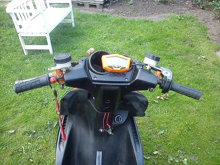 Yamaha Aerox LC DD TS T7 billede 19