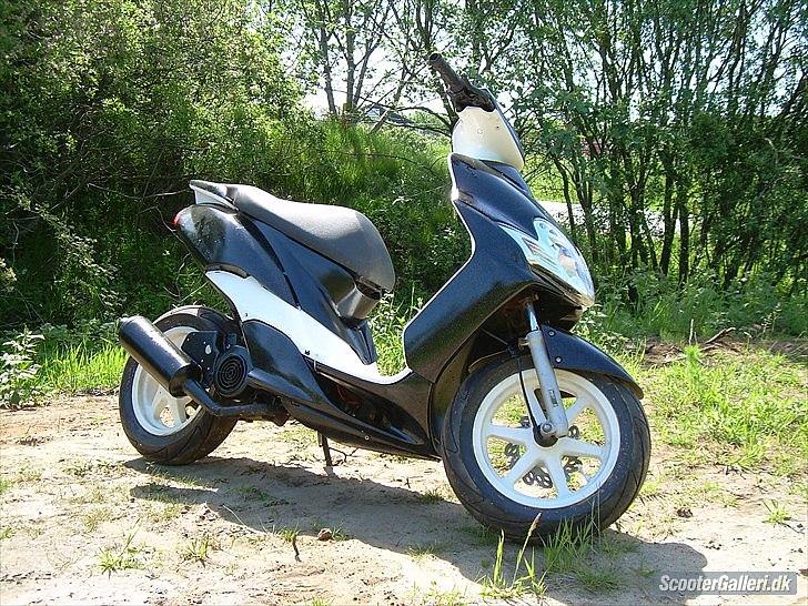 Yamaha jog r  billede 1