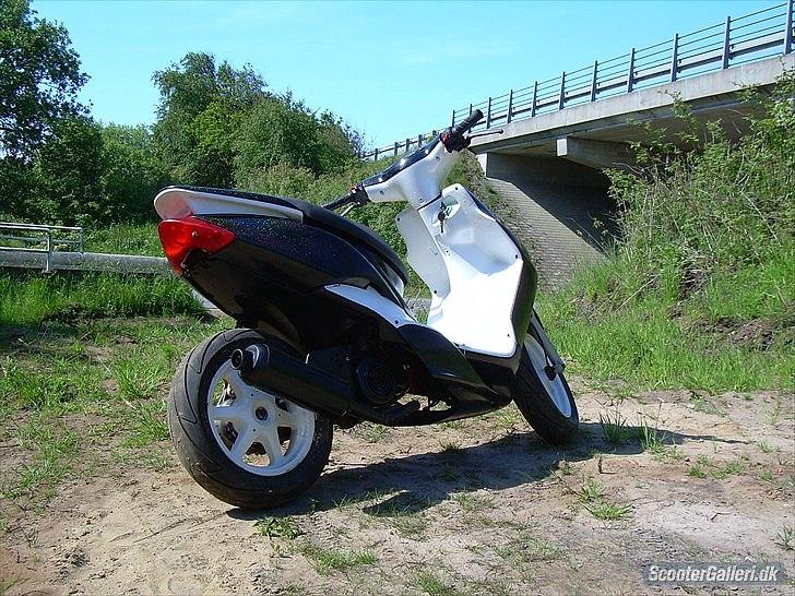 Yamaha jog r  billede 11