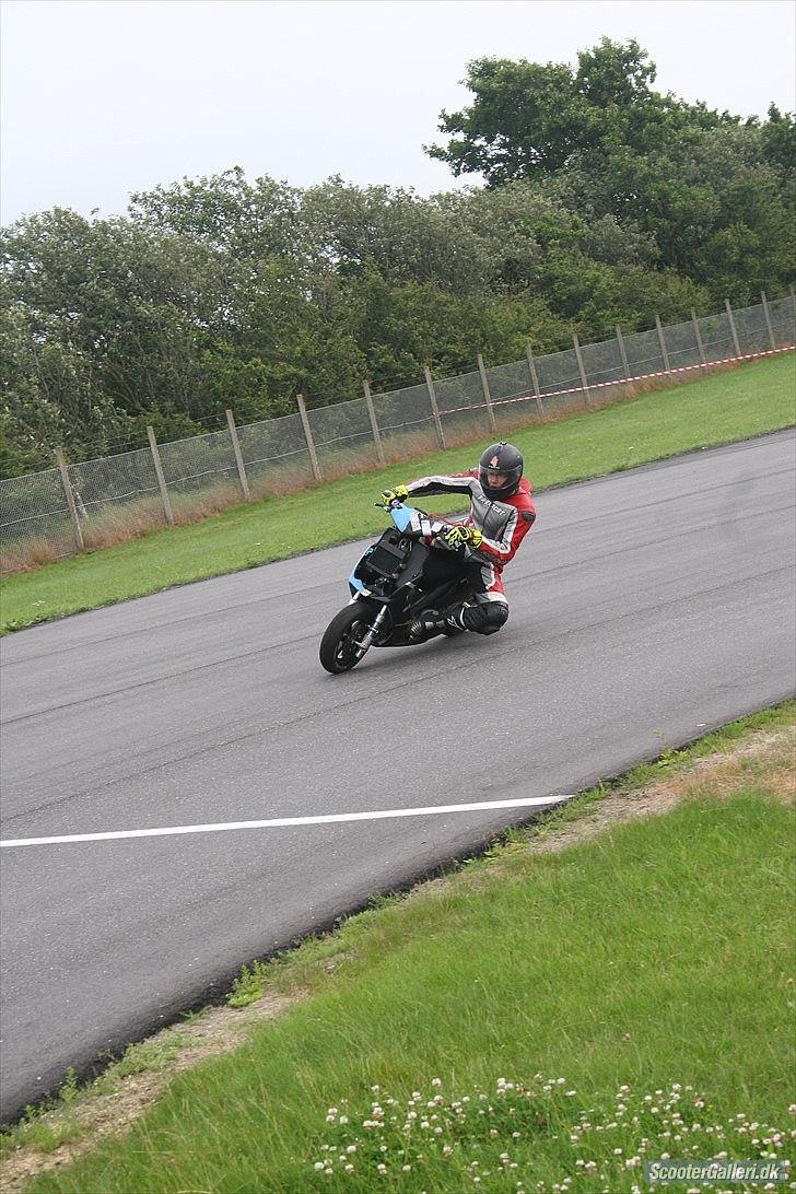 Yamaha Jog RR (solgt) billede 19