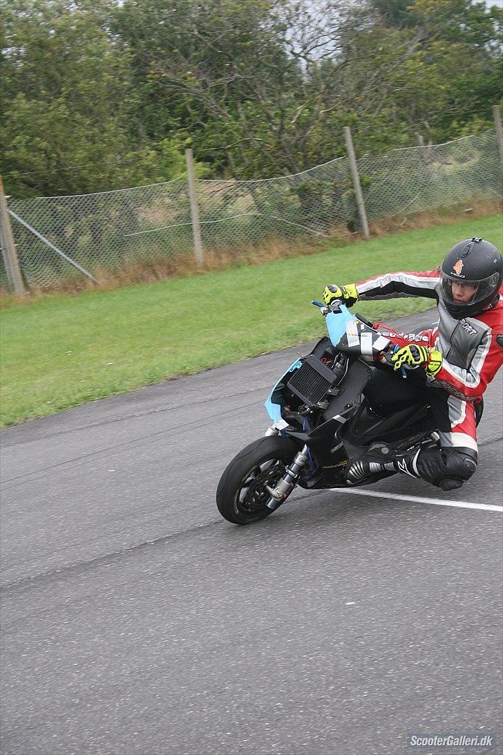 Yamaha Jog RR (solgt) billede 20