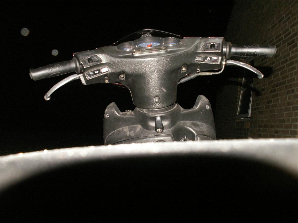 Aprilia sonic stjålet billede 13