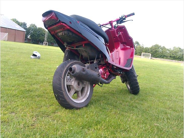 {{currentPhoto.altText}} billede {{currentPhoto.number}}