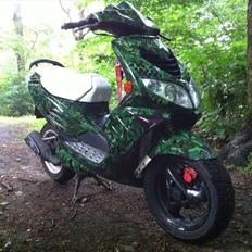 Peugeot SpeedFight 2 ARMY AC SOLGT