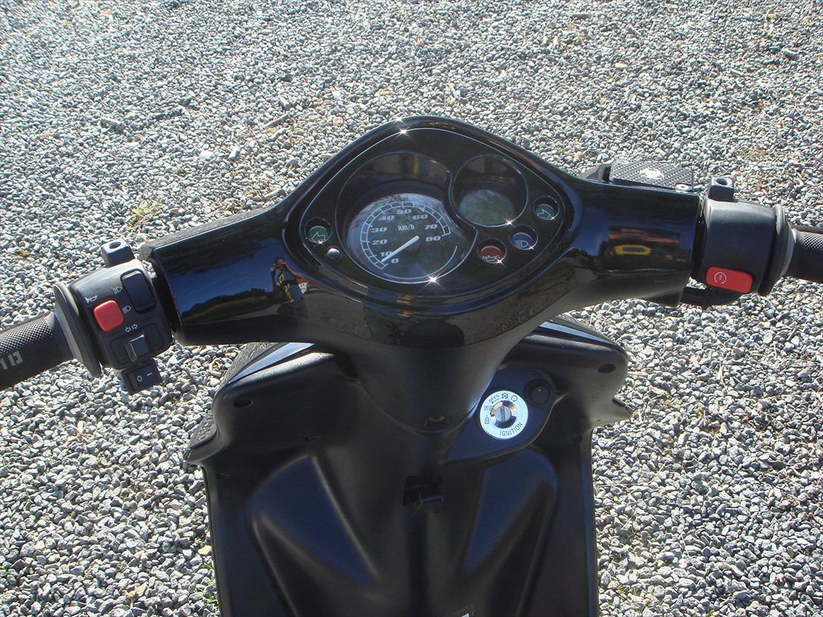 Yamaha Jog R (Efter) SOLGT billede 3