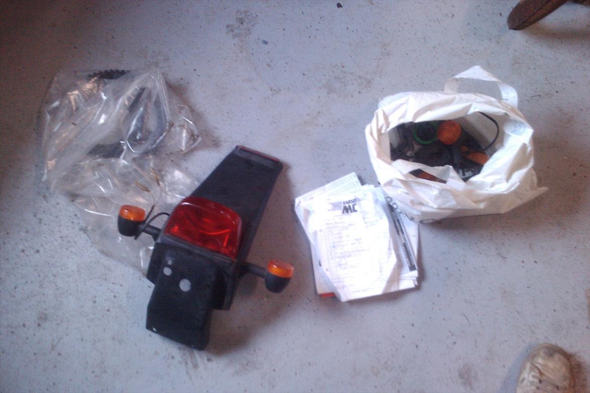 Derbi Senda Sm - TIl en der lige skulle se det, det er noget af de standarte dele billede 9