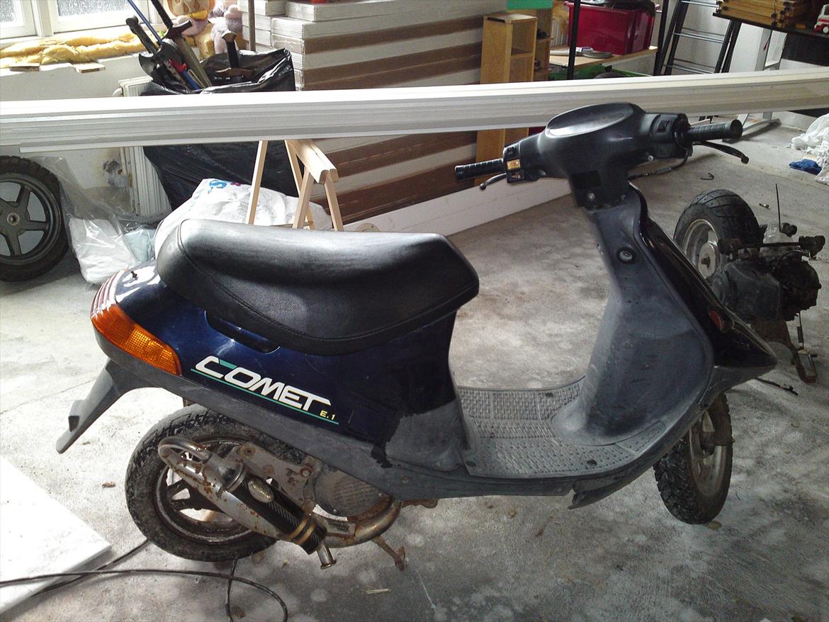 PGO comet solgt for 3000 billede 9