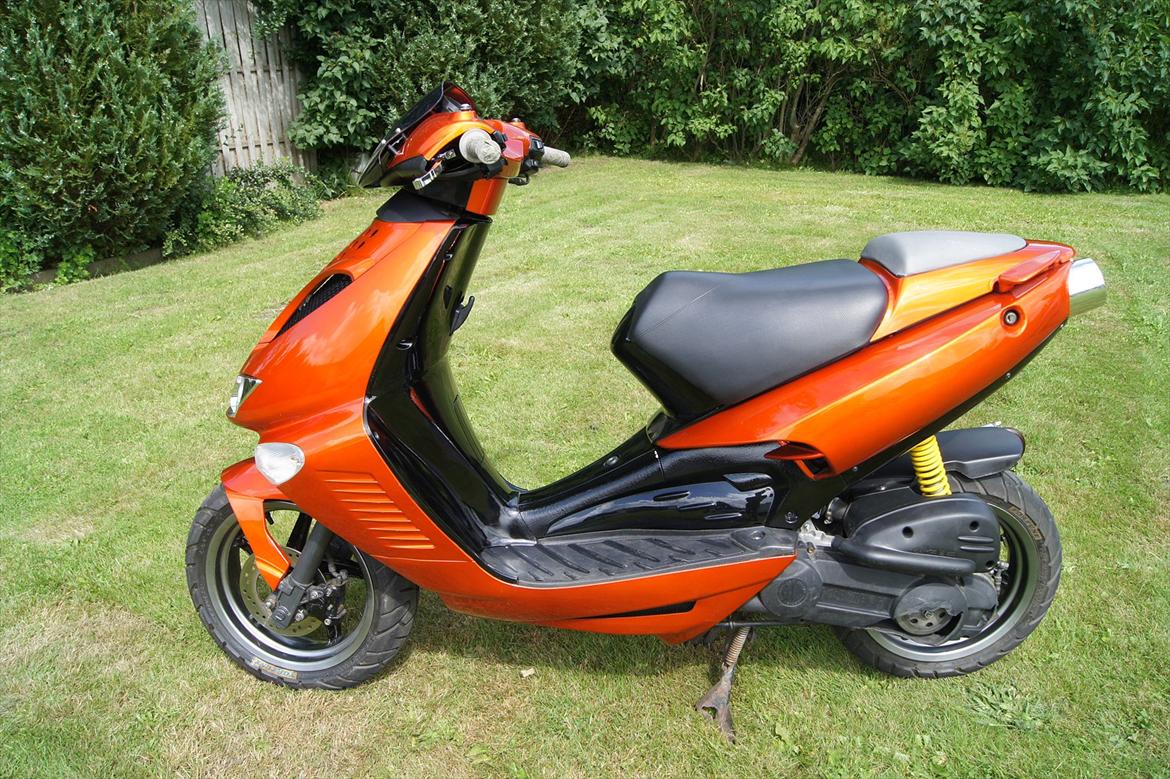 Aprilia SR 50 Di-Tech LC DD billede 1