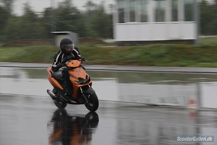 Yamaha jog r DD 21.21-hk billede 2