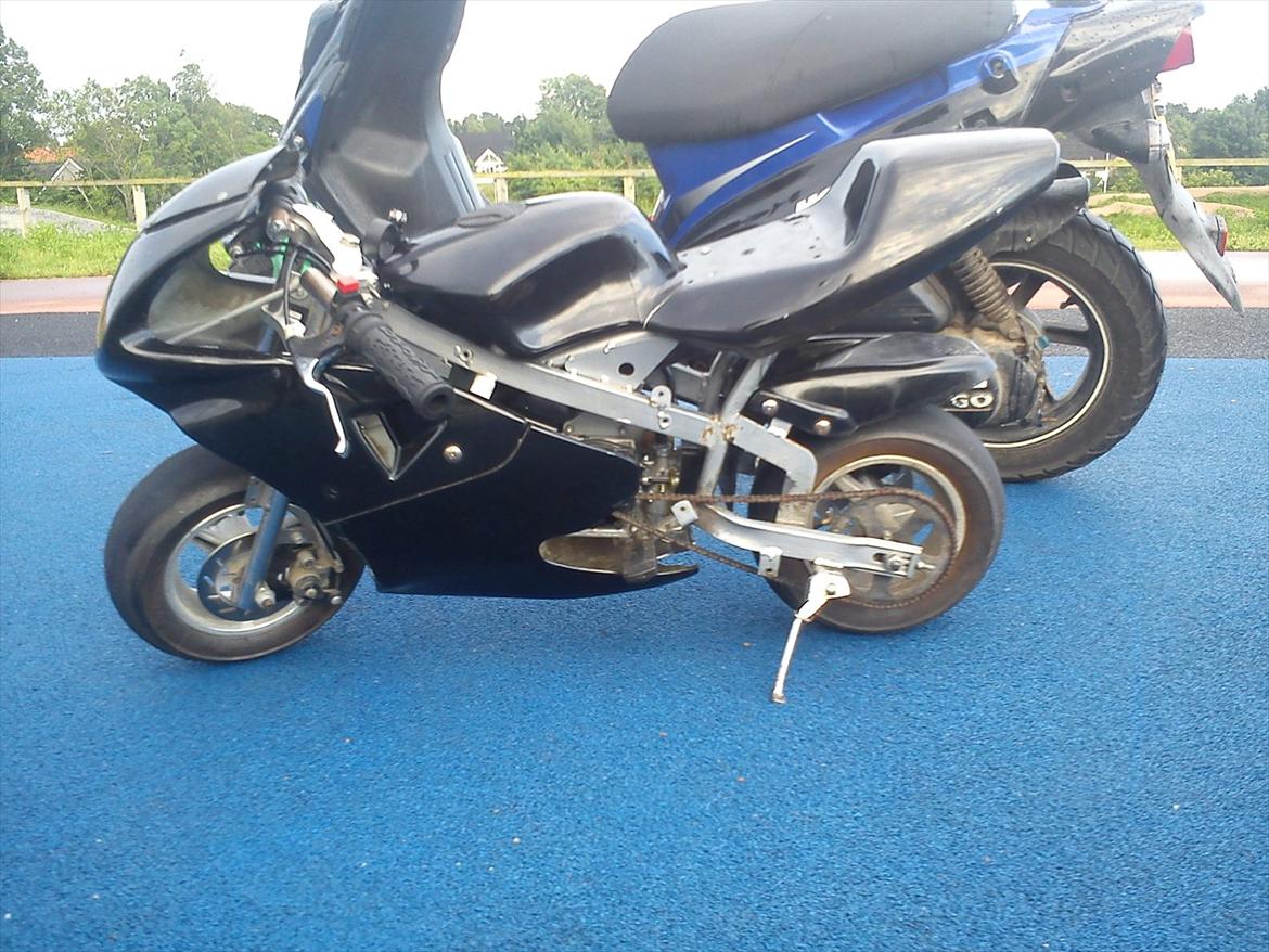 MiniBike  Pocketbike 49cc billede 2